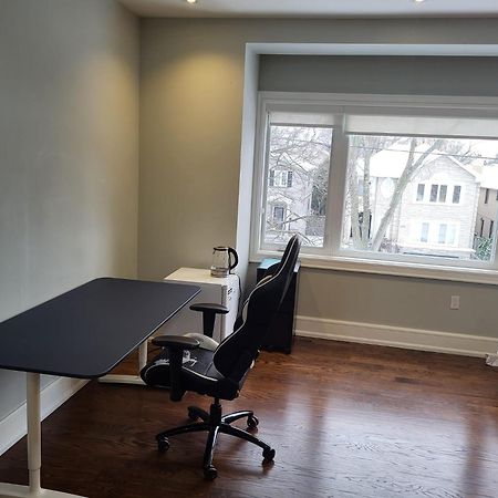 Toronto Modern House Apartment Bagian luar foto